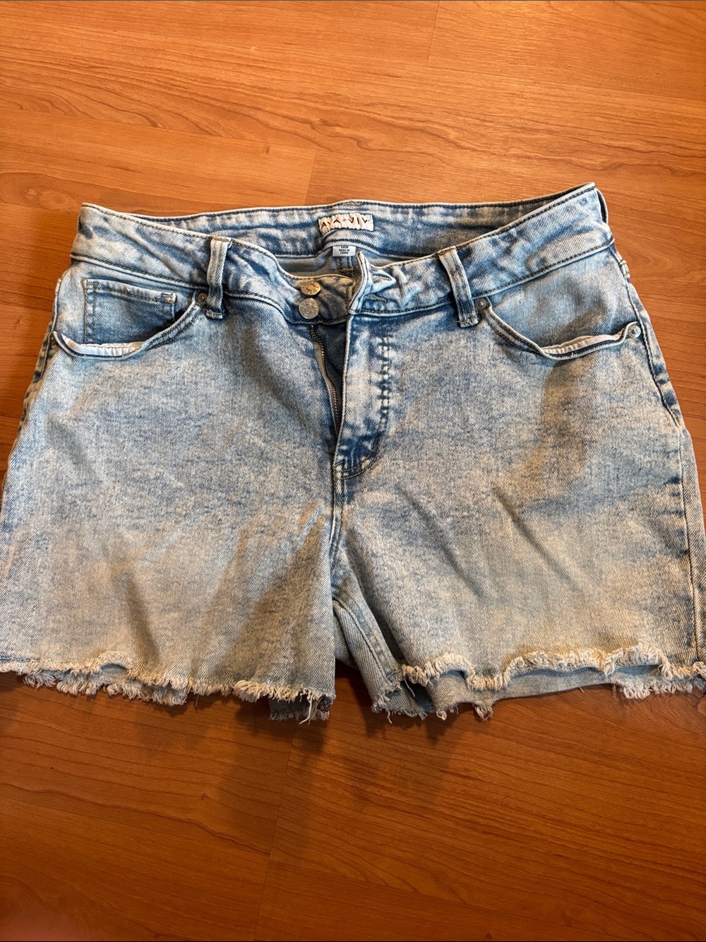 Ava & Viv Light Wash Denim Cutoff Shorts